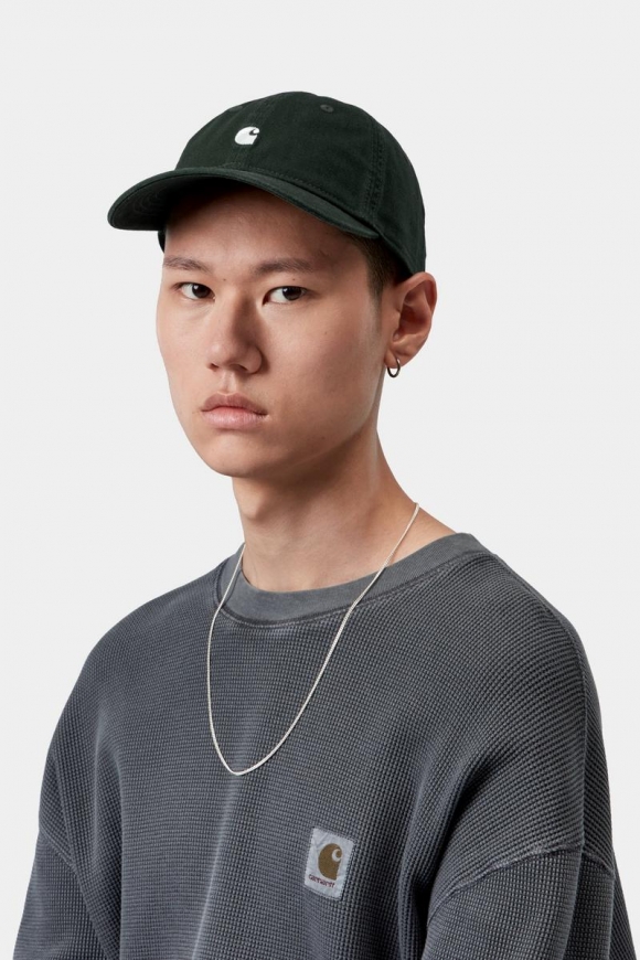 Carhartt Madison Logo Cap - Dunkler Skarabäus / Weiß Carhartt Madison Logo Cap - Dunkler Skarabäus / Weiß