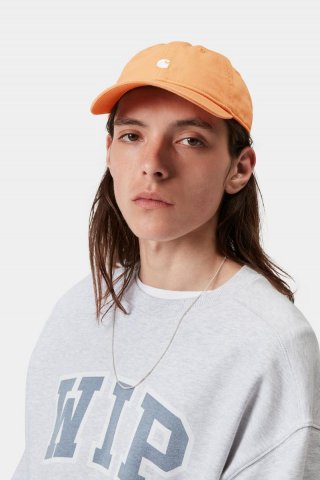 Carhartt Madison Logo Cap - Sanftes Orange / Weiß Carhartt Madison Logo Cap - Sanftes Orange / Weiß