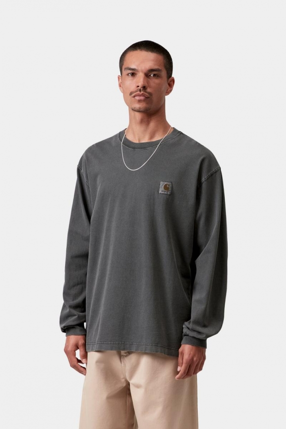 Carhartt L/S Nelson T-Shirt - Schwarz, stückgefärbt Carhartt L/S Nelson T-Shirt - Schwarz, stückgefärbt