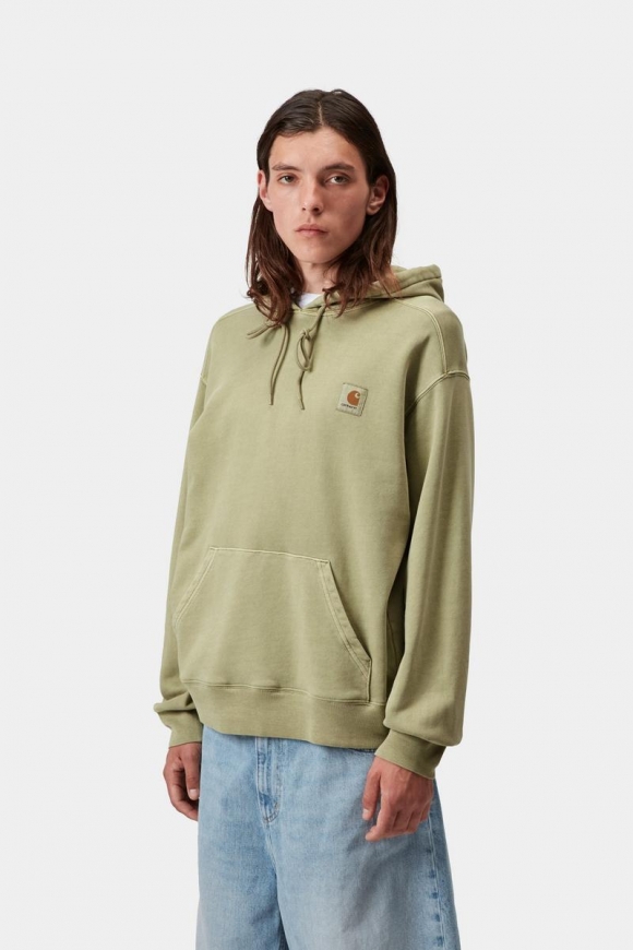 Carhartt Hooded Nelson Sweatshirt - Sanftes Grün, stückgefärbt Carhartt Hooded Nelson Sweatshirt - Sanftes Grün, stückgefärbt
