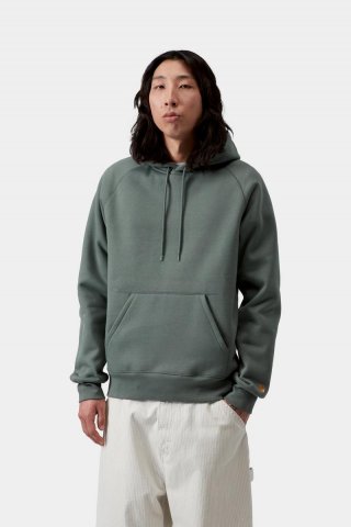 Carhartt Hooded Chase Sweatshirt - Samtgrün / Gold Carhartt Hooded Chase Sweatshirt - Samtgrün / Gold