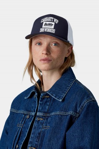 Carhartt 1989 Winners Trucker Cap - Dunkles Marineblau / Weiß Carhartt 1989 Winners Trucker Cap - Dunkles Marineblau / Weiß