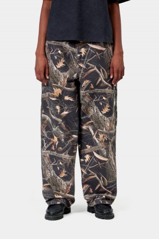 Carhartt Brandon Single Knee Pant - Camo Feather Tree, Schwarz, Heavy Stone Wash Carhartt Brandon Single Knee Pant - Camo Feather Tree, Schwarz, Heavy Stone Wash