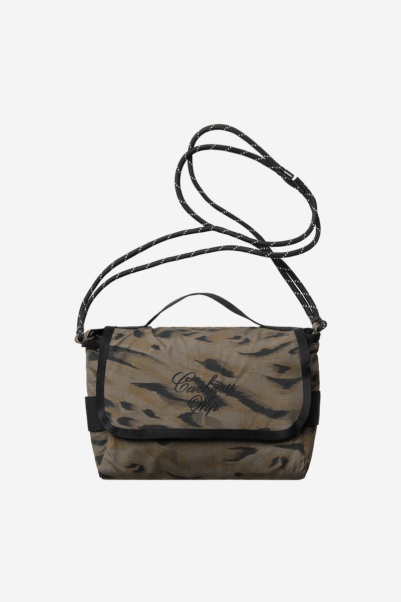 Carhartt Travon Shoulder Bag - Entenfederdruck, Zypresse / Schwarz